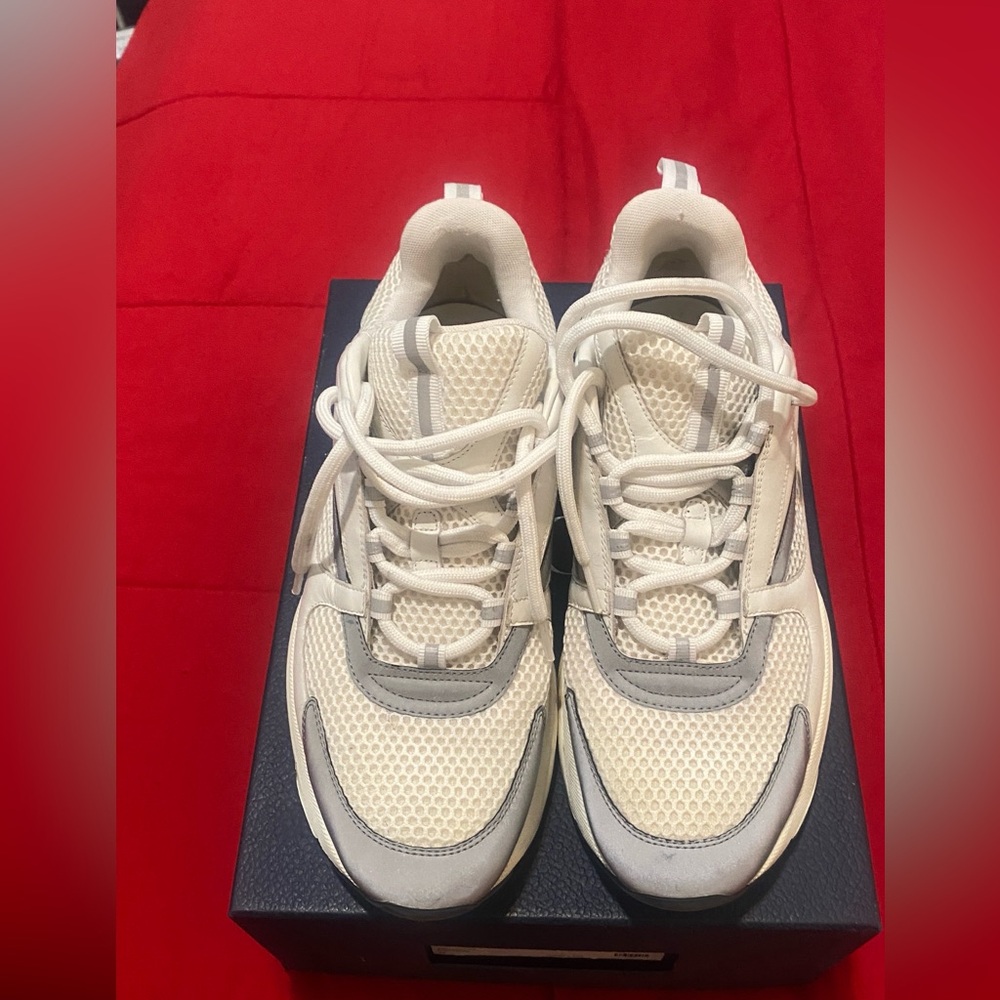 PREOWNED MEN DIOR SNEAKERS